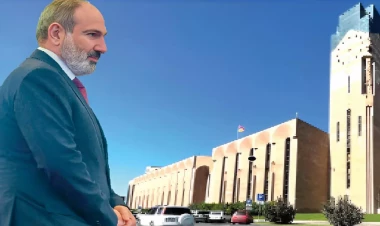 Paşinyan İrəvan merini yola salmağa çalışır