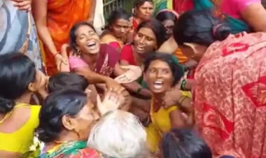 Hindistanda məbəddə izdiham: Ölənlər və yaralananlar var