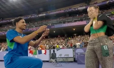 Olimpiyadada maraqlı anlar - Evlilik təklifi etdi - FOTOlar