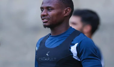 Ange Mutsizni: “Konkret futbolçu fərqləndirmək istəmirəm”