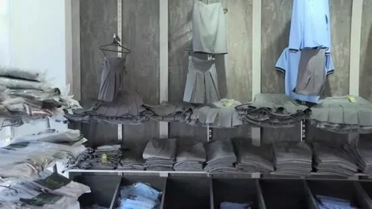 Məktəbli formaları ucuzlaşdı - VİDEO