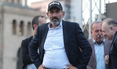 Paşinyan sərhədimizdə: Buranı Xirosimaya çeviriblər