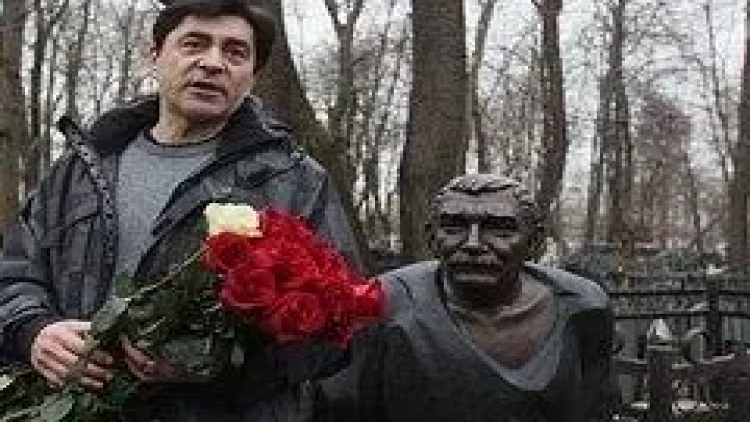 Məşhur erməni aktyorun oğlu ABŞ-də güllələndi - FOTO