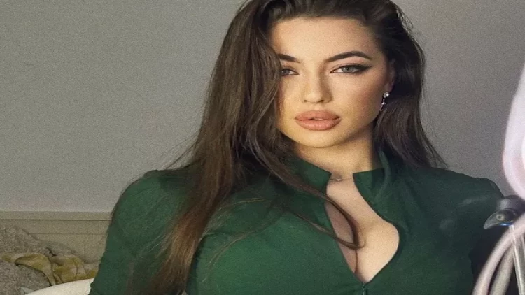 İspaniyalı ulduz futbolçu rusiyalı modellə eşq yaşayır? - FOTOlar