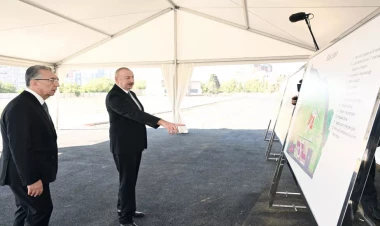 Prezident Gənclikdə yaradılan yeni parkda işlərin gedişi ilə tanış olub - VİDEO - FOTO