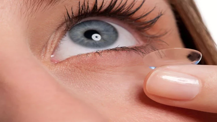 Gözdə linza ilə yatmaq nələrə səbəb olur?