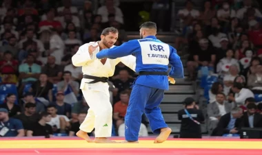 Paris-2024: Hidayət Heydərov yarımfinalda