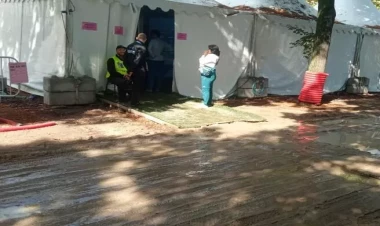 Yağışdan çıxıb palçığa bulaşan Paris - Könüllüləri əvəz edən Fransa polisi