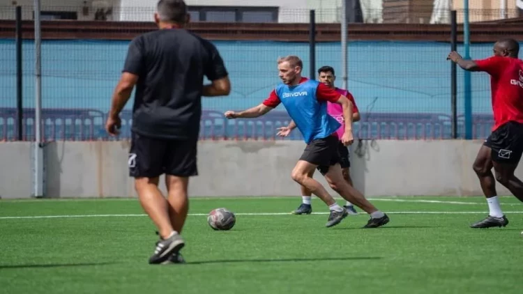 “Linkoln”un futbolçusu: “Qarabağ” səviyyəli komandadır”