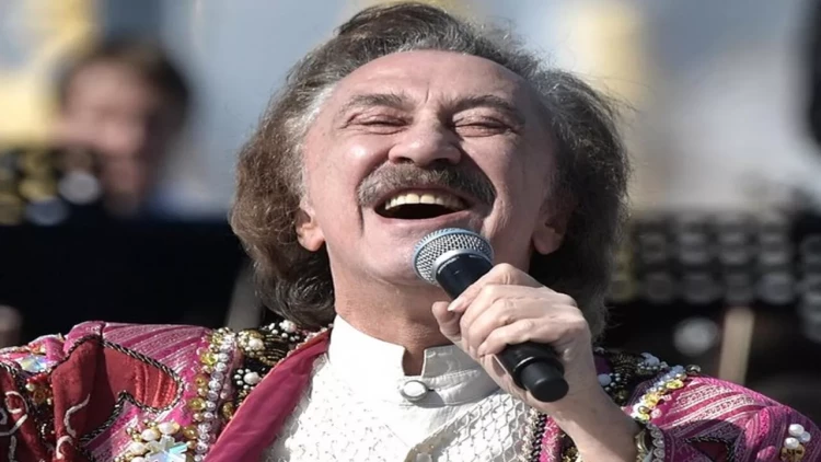 Fərrux Zakirova “Xalq artisti” fəxri adı verildi