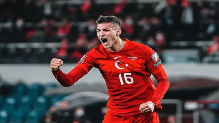 Mərt Müldürün qolu Avropa çempionatının ən yaxşısı seçildi