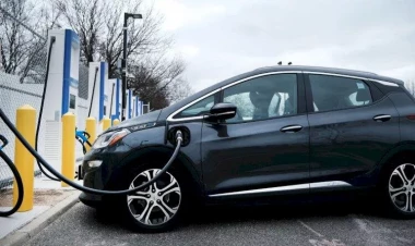 “Astarı üzündən baha gəlir” - Elektrikli avtomobillər ağırlığı...