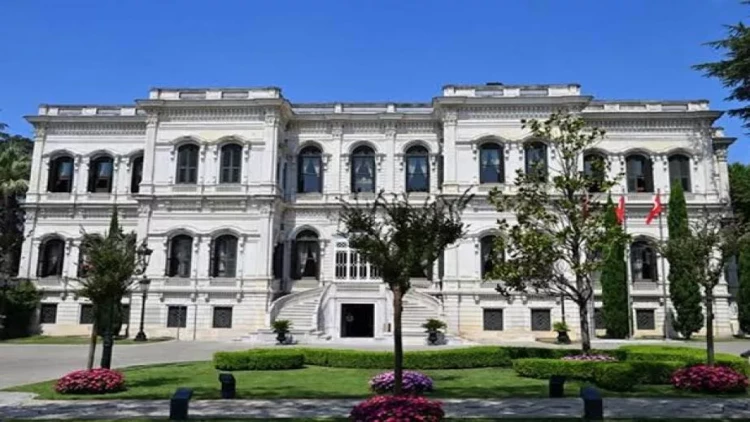 Tarixi saray muzey kimi istifadəyə verildi