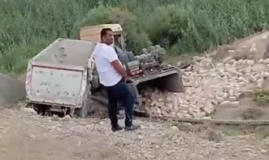 Bakı-Quba avtomobil yolunda ağır qəza - VİDEO