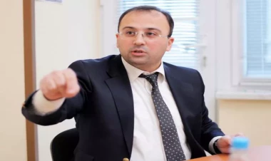 “Məhərrəm ayı niyə müqəddəs sayılsın ki?” – Elşad Miri