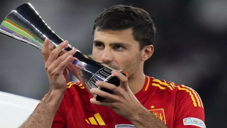 “Qızıl top”un favoritləri - SİYAHI