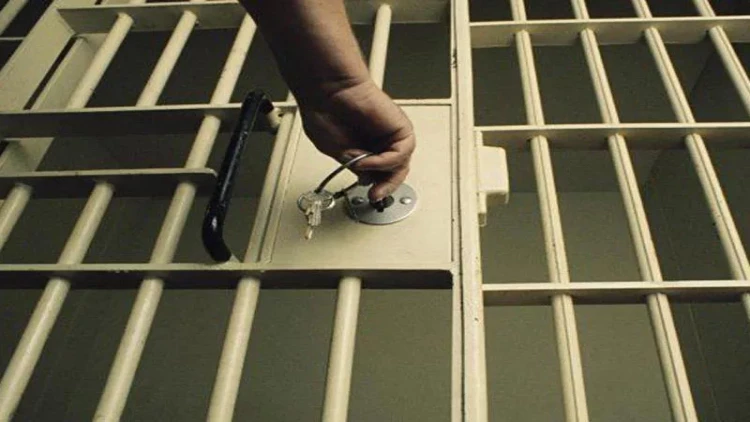 Göygöldə ər arvadını bıçaqladı