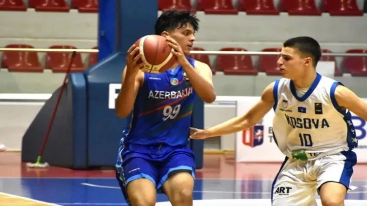 Yığmamız Ermənistanı məğlub edir