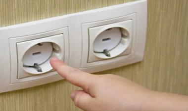 Beyləqanda FACİƏ: Azyaşlını cərəyan vurub öldürdü - Təfərrüat