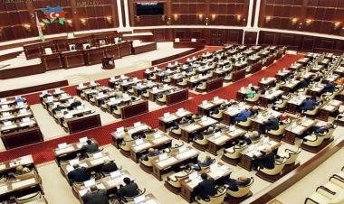 Deputatlığa namizədliyi irəli sürülənlərin sayı açıqlandı