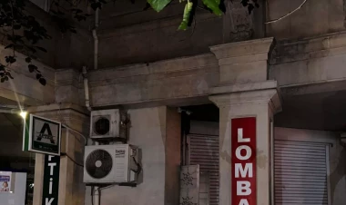 Bakıda lombard yandı - FOTO