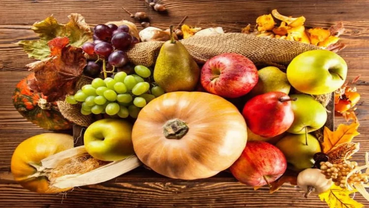 Yuxuda meyvə yığmaq nə deməkdir?