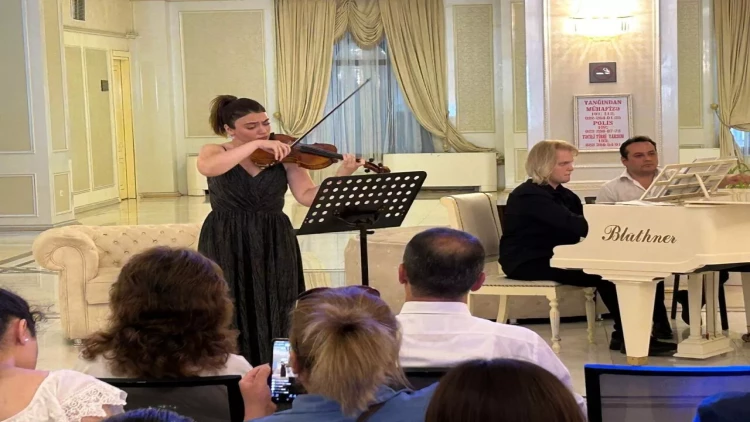 Gəncə Dövlət Filarmoniyasinda plenumun ikinci günü uğurla başa çatıb - FOTO