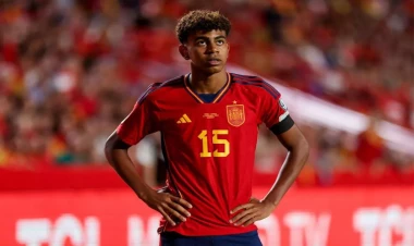 Lamin Yamal tarixə düşüb