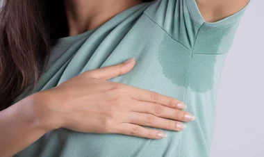 İsti havada tərləmənin qarşısını alan 5 təsirli ÜSUL