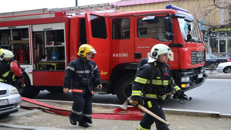 “Neftçilər”də dönərxanada yanğın olub - YENİLƏNİB - FOTO