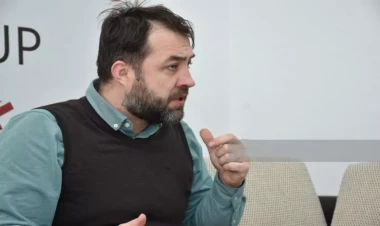 Azər Aydəmir tamadalığa başlayır: 