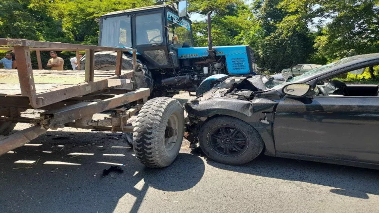 Qaxda qəza oldu, yaralılar var - FOTOlar