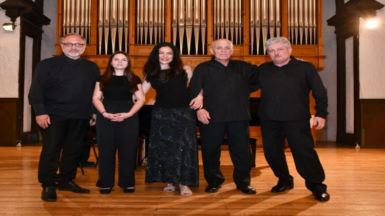Xalq artisti, violonçel ifaçısı Rasim Abdullayevin  80 illik yubileyinə həsr olunmuş konsert keçirilib  - FOTO