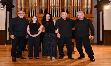 Xalq artisti, violonçel ifaçısı Rasim Abdullayevin  80 illik yubileyinə həsr olunmuş konsert keçirilib  - FOTO