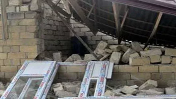 Pulunu kəsdilər, tikdiyini SÖKDÜ - VİDEO