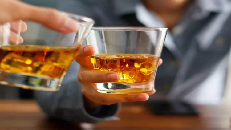İçkinin saxta olduğunu necə müəyyənləşdirək?
