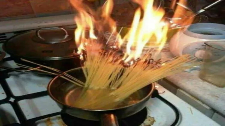 Yanıq qoxusunu aradan qaldırmağın sadə ÜSULLARI