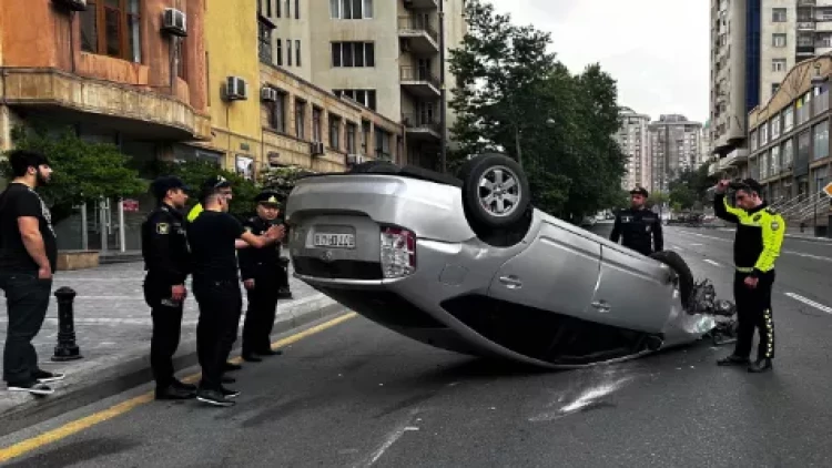 Rəşid Behbudov küçəsində daha bir ağır qəza - FOTO