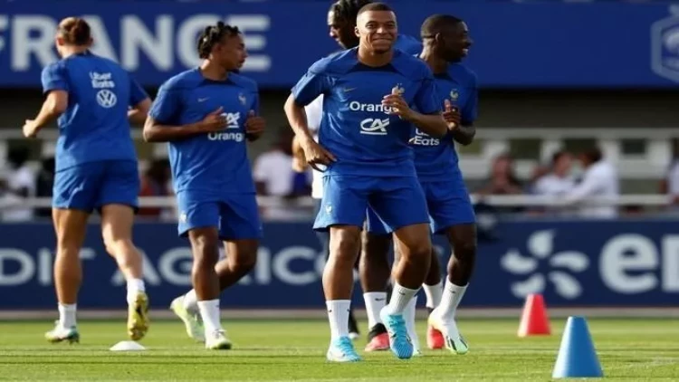 “Üçrənglilər”in üçüncü zəfər arzusu - TƏQDİMAT