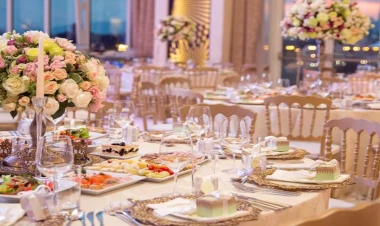 Bakının mərkəzində hindistanlıların dəbdəbəli toyu - VİDEO