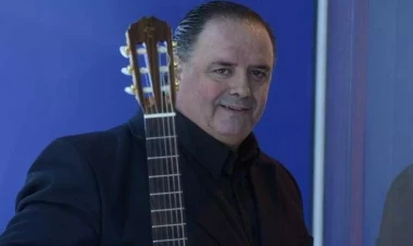 Atası kimi eyni yaşda xərçəngdən vəfat etdi