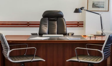 Dörd məktəbin direktoruna şiddətli töhmət verildi