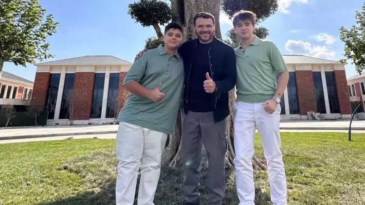 Emin Ağalarov oğulları ilə - FOTO