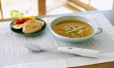 Yeni ixtira edilən bu qaşıq şit yeməyi duzlu edir - FOTO