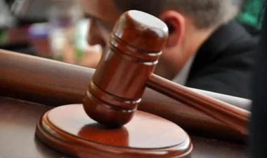 “15 faiz Nəcməddin Sadıkova, 3 faizi isə maliyyə idarəsinə verilirdi”