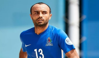 “1 əldə 3 qarpız tutan” futbolçu: “Böyük komandalarda oynamaq alınmadı”