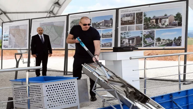 İlham Əliyev Böyük Mərcanlı kəndinin təməlini qoyub - VİDEO - FOTO