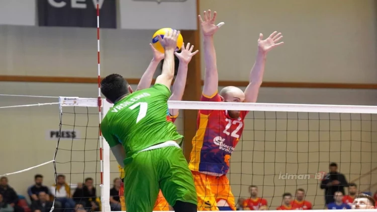 Azərbaycan Rumıniyaya uduzur - CANLI