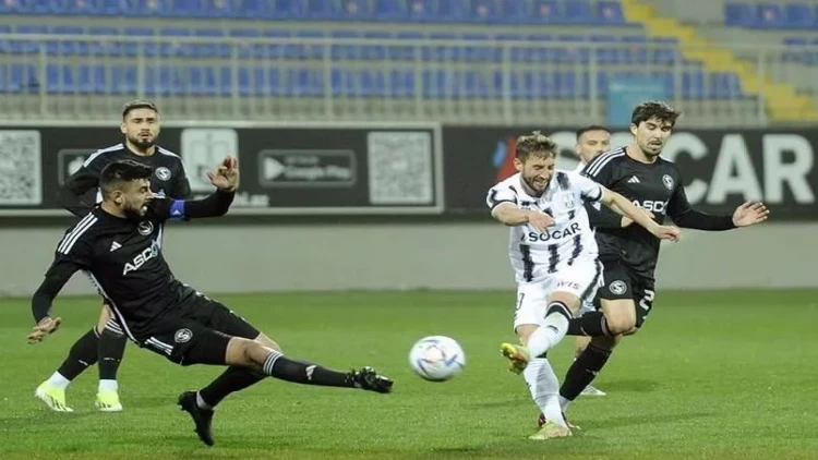 “Qarabağ”ın oyununda qadın hakimlər