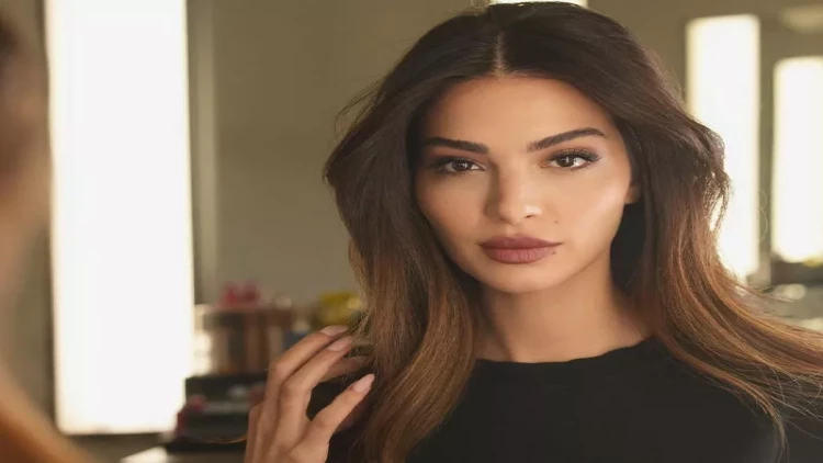 Türkiyədə məşhur aktrisa tanınmış futbolçu ilə ailə qurdu - FOTO